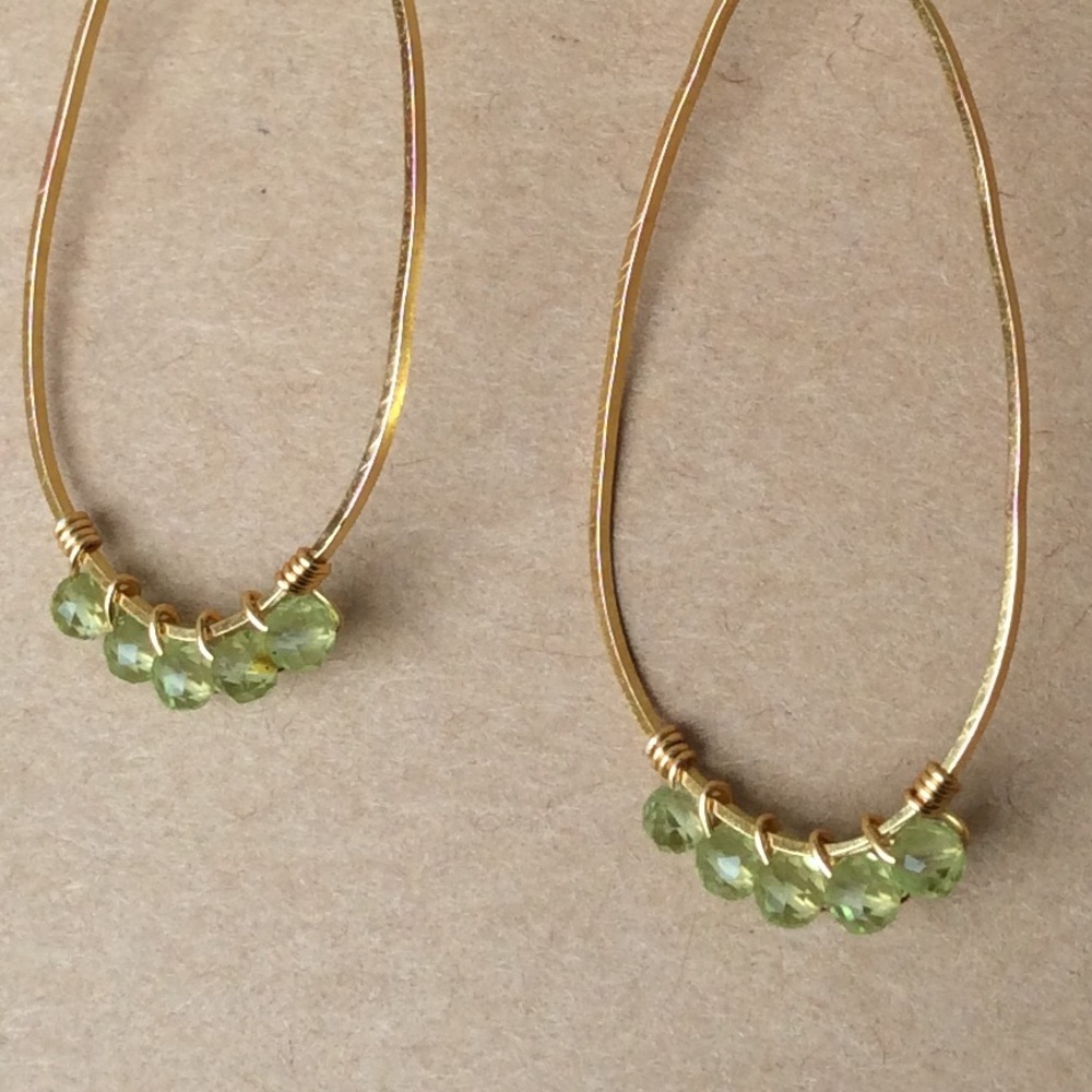 handcrafted Sundance charm natural Peridot Sterling silver gold plated earrings - Picture 11 of 11